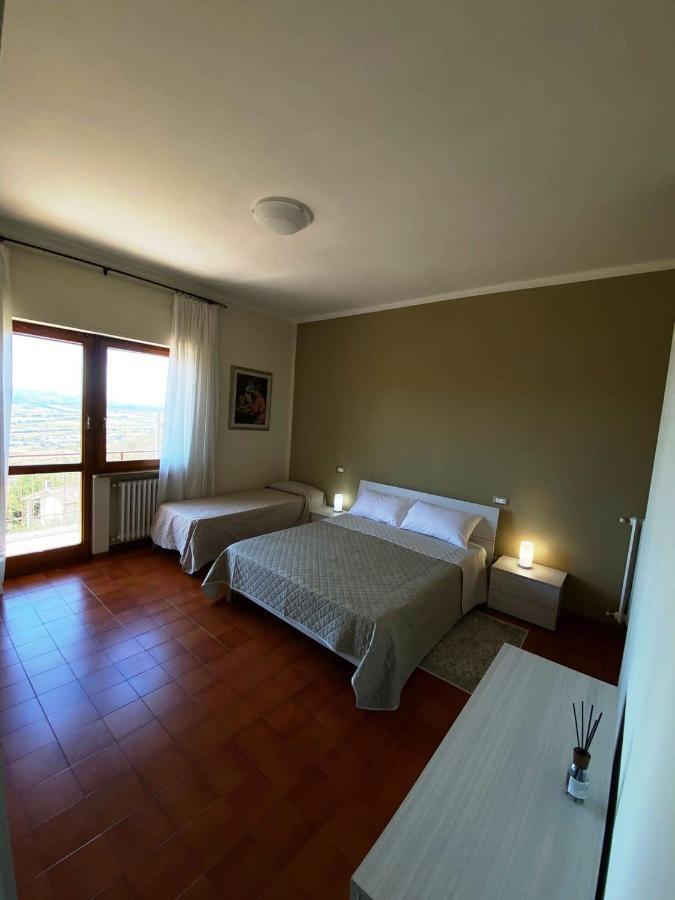Il Panorama Di Trevi Hotel Luaran gambar